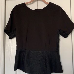 Short sleeve top